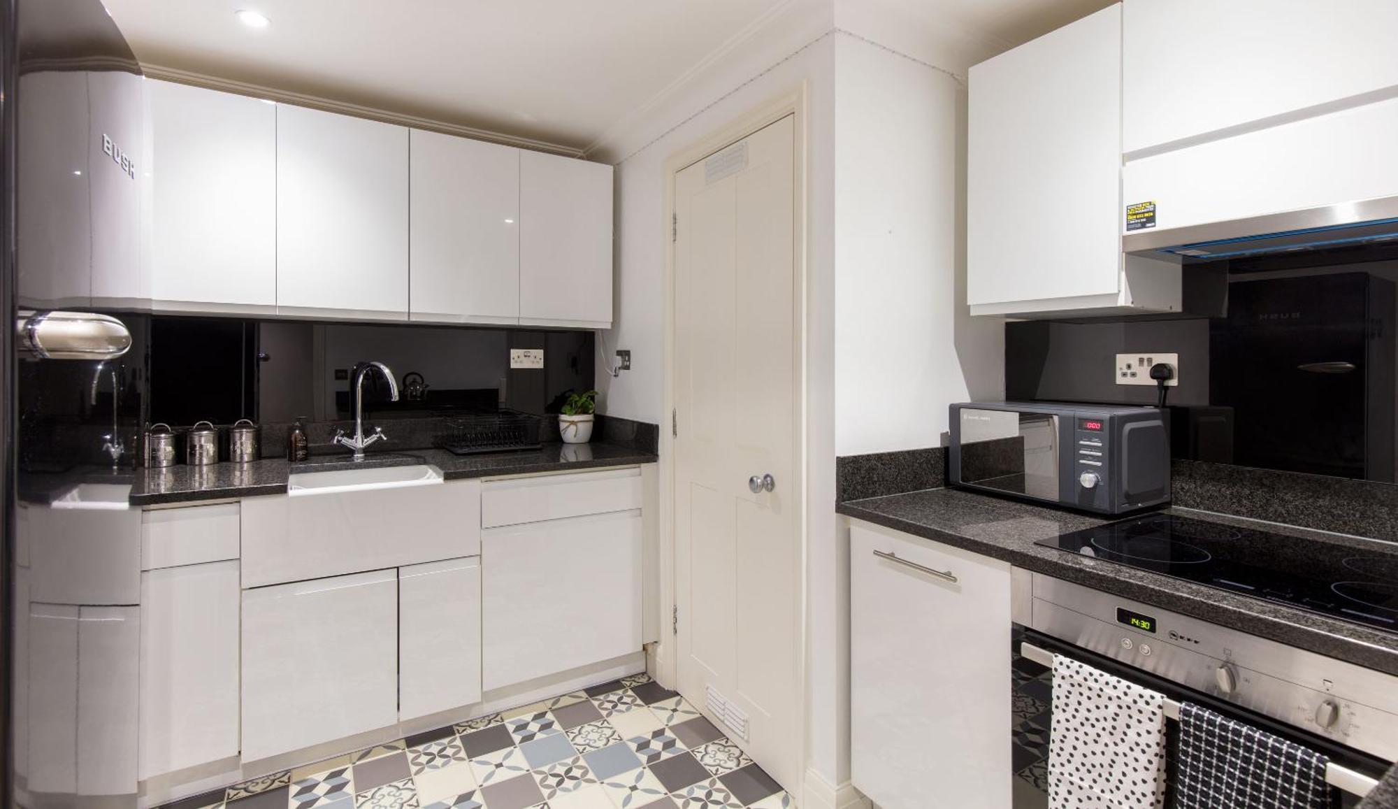 Spacious Quiet 4Bedrooms 6Beds House With Private Garage 5Min Walk To Paddington Station Londra Esterno foto