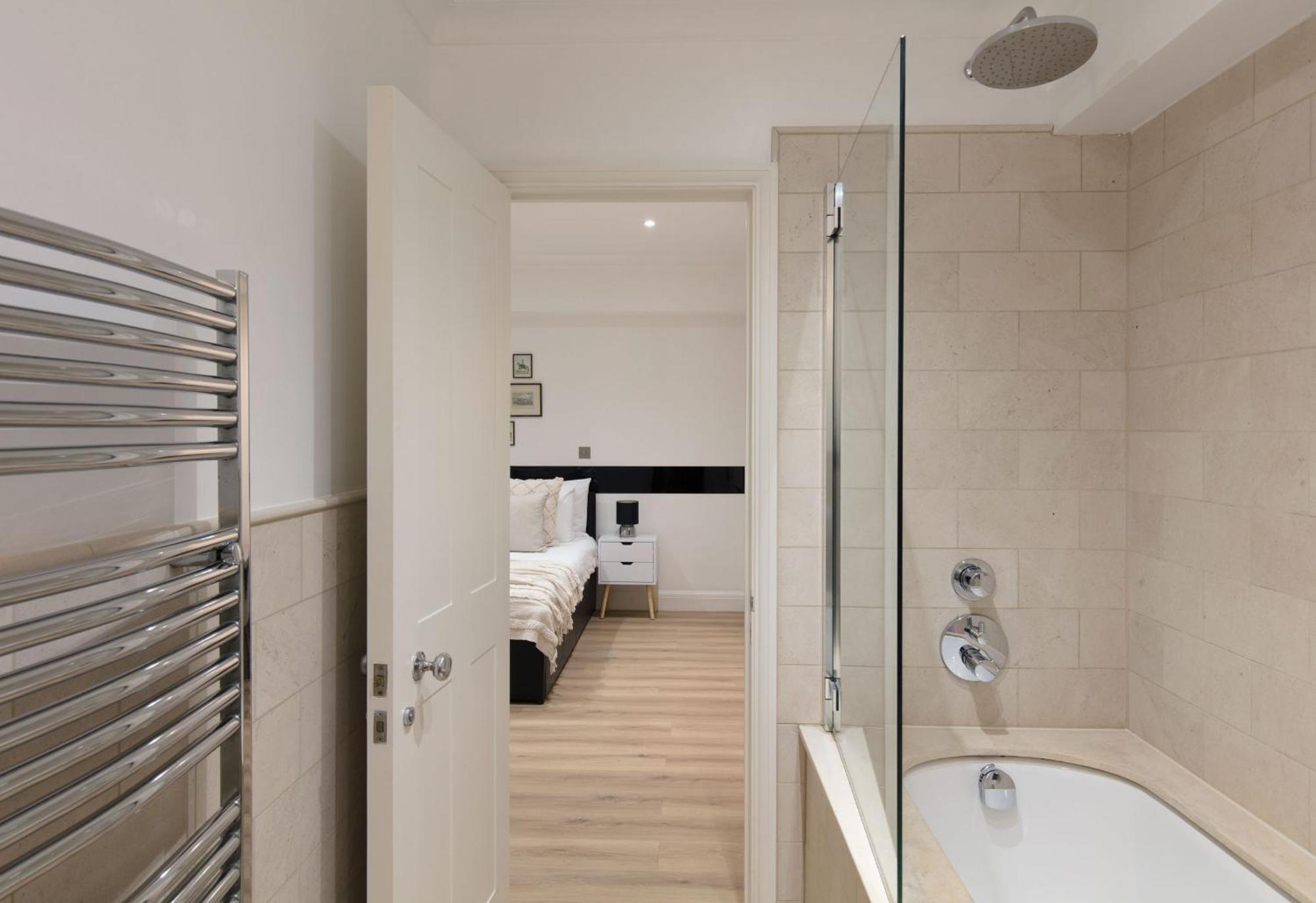 Spacious Quiet 4Bedrooms 6Beds House With Private Garage 5Min Walk To Paddington Station Londra Esterno foto